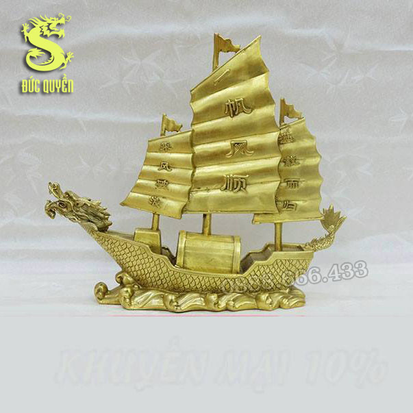Thuận buồm bằng đồng vàng